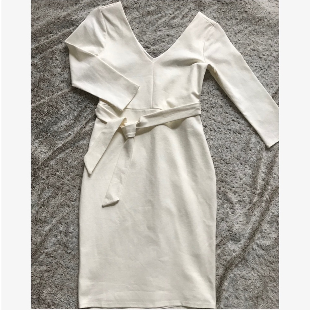 Lulu’s Cream Long Sleeved Dress